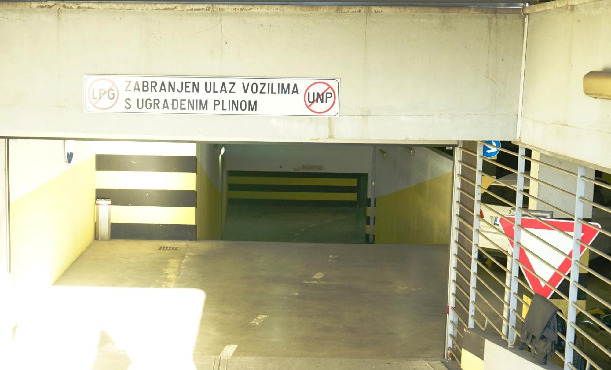 Apartamento Bura2 , With Private Parking In The Garage Split Exterior foto