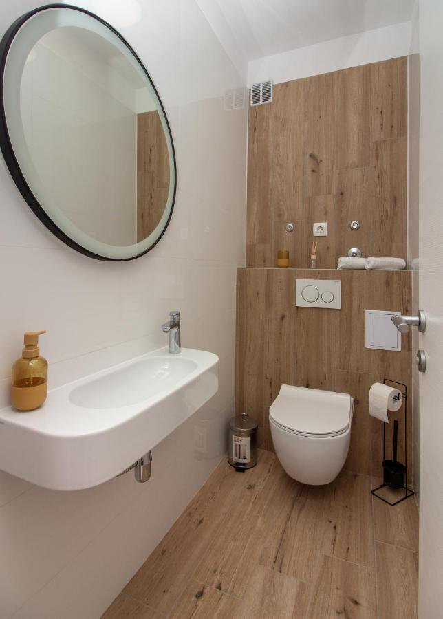 Apartamento Bura2 , With Private Parking In The Garage Split Exterior foto
