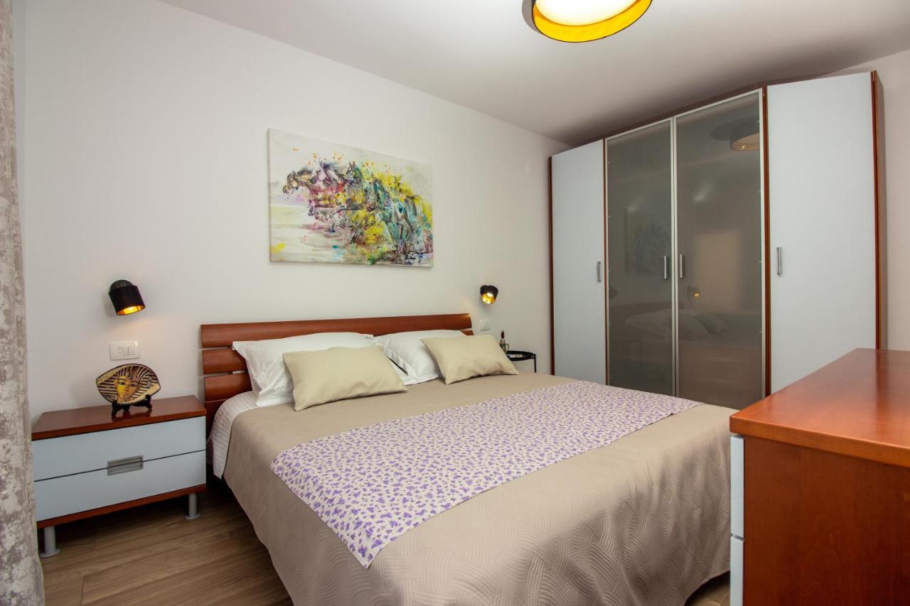 Apartamento Bura2 , With Private Parking In The Garage Split Exterior foto