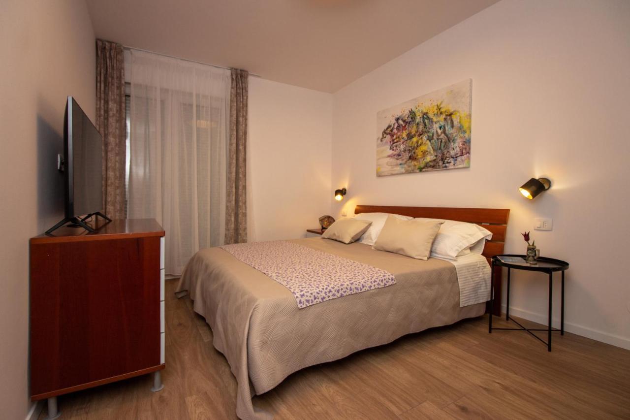 Apartamento Bura2 , With Private Parking In The Garage Split Exterior foto