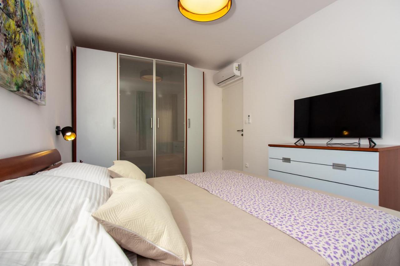 Apartamento Bura2 , With Private Parking In The Garage Split Exterior foto