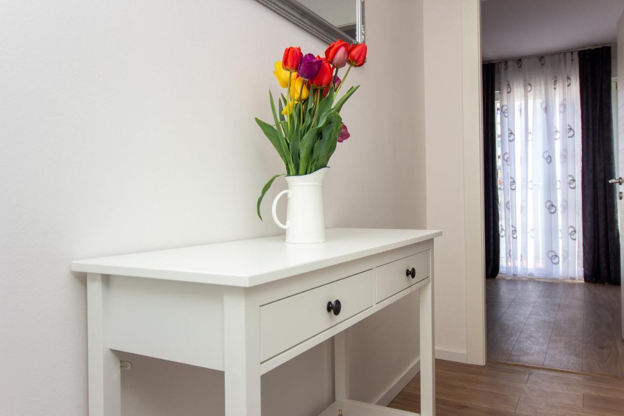 Apartamento Bura2 , With Private Parking In The Garage Split Exterior foto