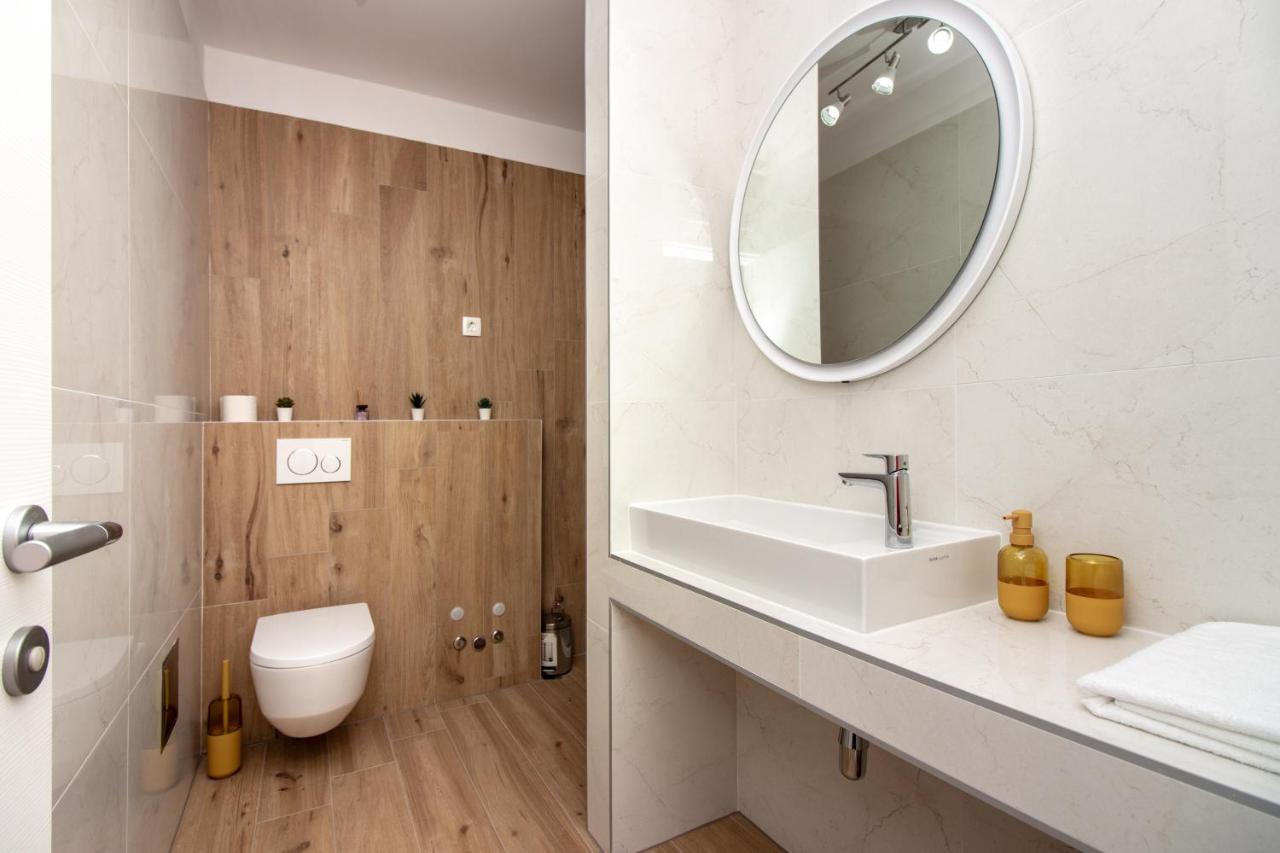 Apartamento Bura2 , With Private Parking In The Garage Split Exterior foto