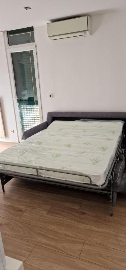 Apartamento Bura2 , With Private Parking In The Garage Split Exterior foto